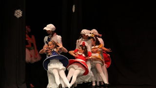 Plesna cestitka Zadarskog plesnog ansambla Plesna cestitka Zadarskog plesnog ansambla