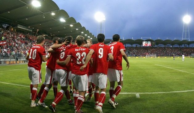 Austrijanci slave zgoditak (Foto:reuters@daylife.com)