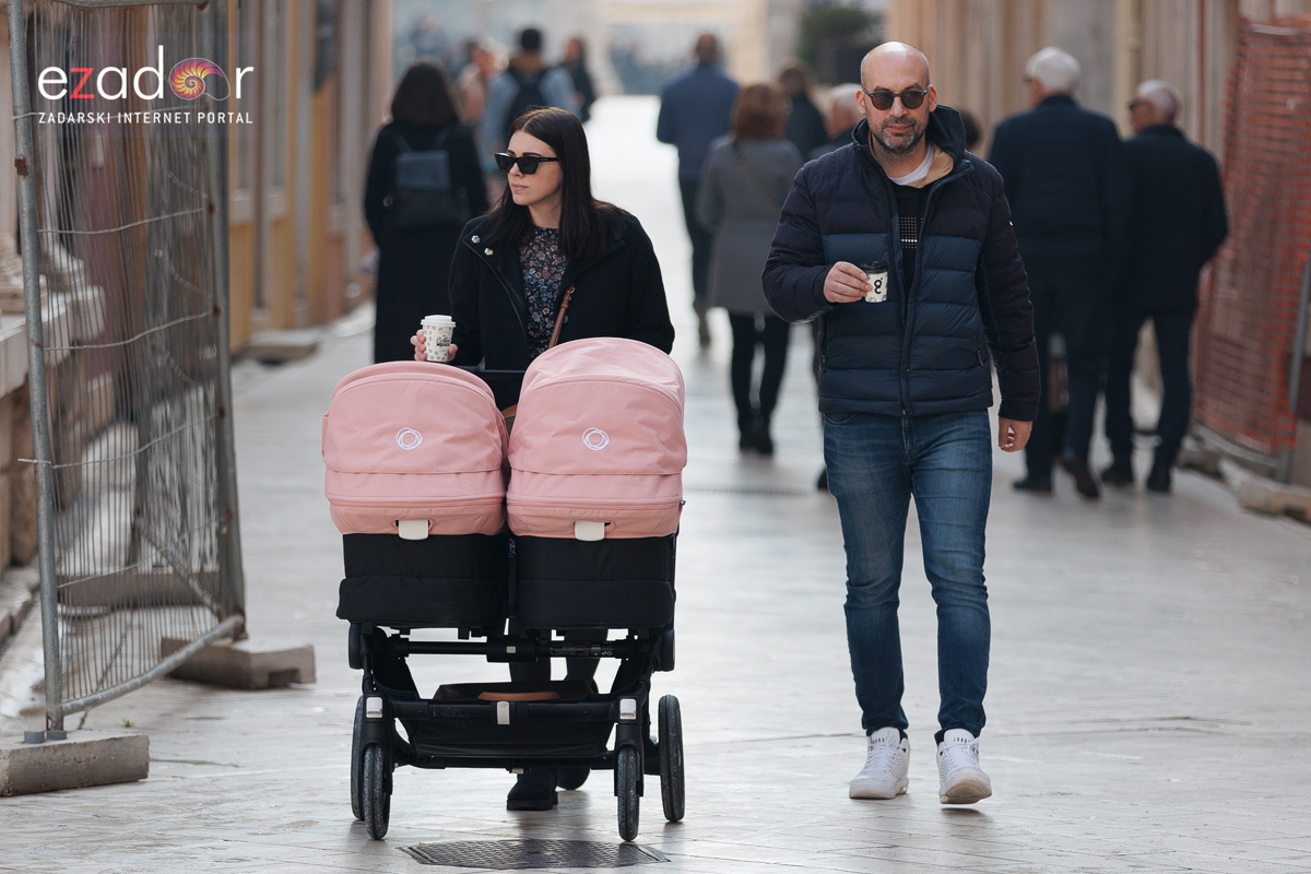 Đir po gradu, subotnja špica 18. veljače 2023. Đir po gradu, subotnja špica 18. veljače 2023.