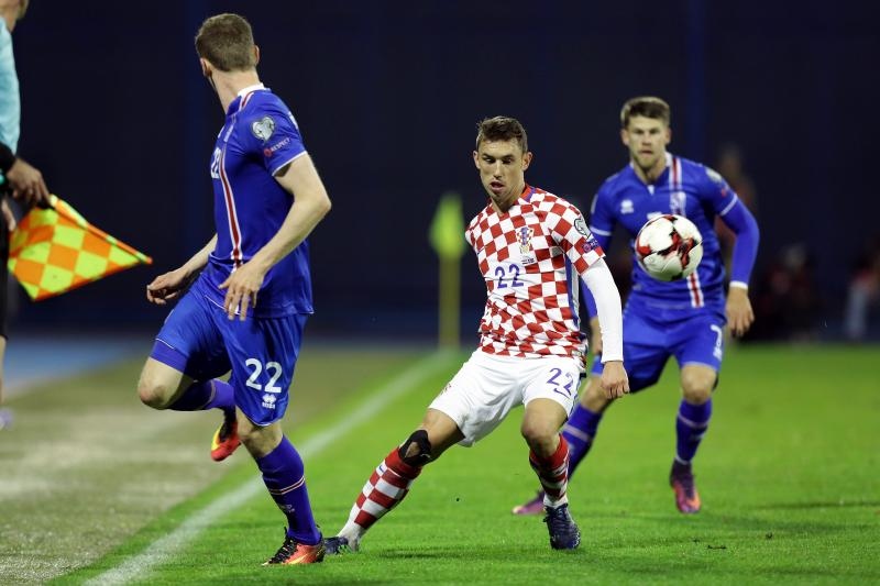 Image 379825 (auto) Image 379825 (auto)