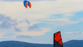 Wind i Kite surfing na Kolovarama 3. studenog 2013.  foto: Tome Grbeša