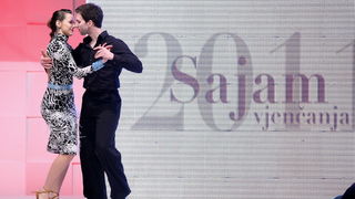 Zagreb, 040211. 
Arena Zagreb, Laniste.
13. Sajam vjencanja, velika modna revija sa modelima modne agencije Sandra. 
Na slici: plesaci.
Foto: Biljana Gaurina / CROPIX