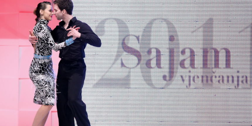 Zagreb, 040211. 
Arena Zagreb, Laniste.
13. Sajam vjencanja, velika modna revija sa modelima modne agencije Sandra. 
Na slici: plesaci.
Foto: Biljana Gaurina / CROPIX