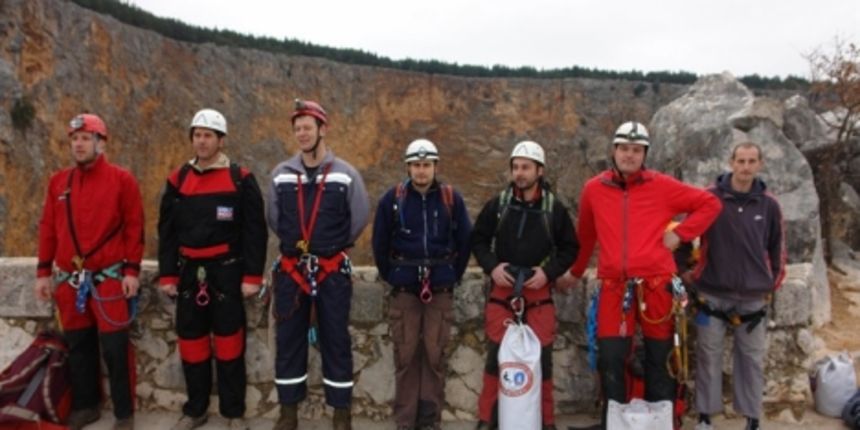 Sedmorica Imoćana prvi ušli u dosad neistraženu špilju Crvenog jezera, foto: SD