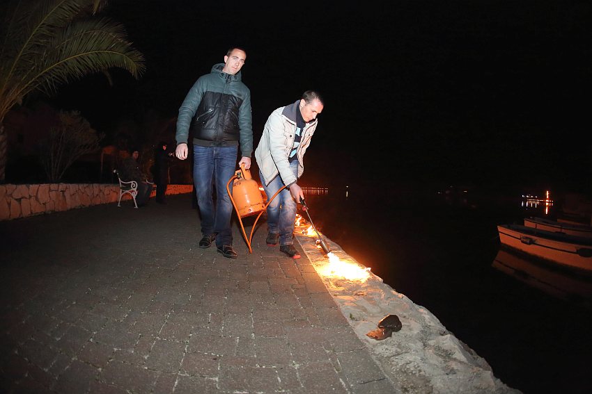 Bibinje: Održana tradicionalna procesija Velikog Petka. Foto: Leo Banić