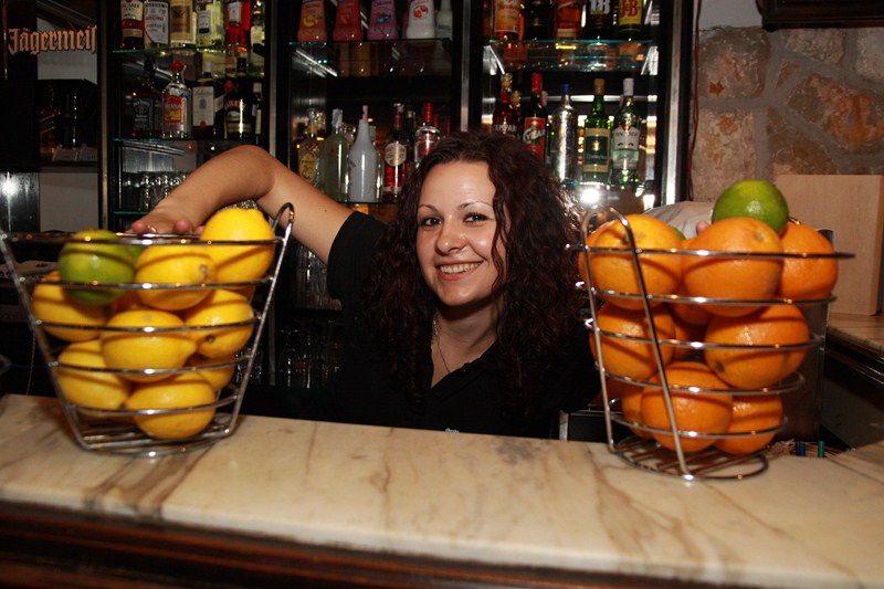 Vir: Otvorenje Coctail bara Noštromo, Foto: Lucija Juravić Vir: Otvorenje Coctail bara Noštromo, Foto: Lucija Juravić