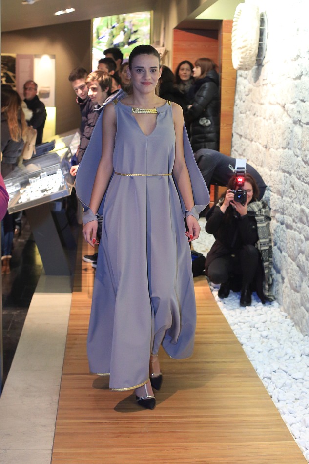 Šibenska Noć Muzeja:Povijest pretočena u originalne modne kreacije Karmen Herceg Šibenska Noć Muzeja:Povijest pretočena u originalne modne kreacije Karmen Herceg