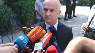 Mirogoj, Predrag Matic, polaganje vijenaca, Gordana Sobol, Drago Lovric, Dan domovinske zahvalnosti Mirogoj, Predrag Matic, polaganje vijenaca, Gordana Sobol, Drago Lovric, Dan domovinske zahvalnosti