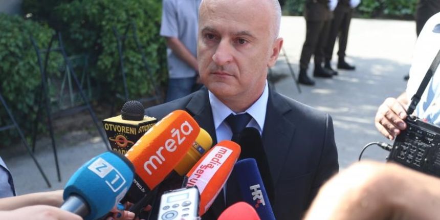 Mirogoj, Predrag Matic, polaganje vijenaca, Gordana Sobol, Drago Lovric, Dan domovinske zahvalnosti Mirogoj, Predrag Matic, polaganje vijenaca, Gordana Sobol, Drago Lovric, Dan domovinske zahvalnosti