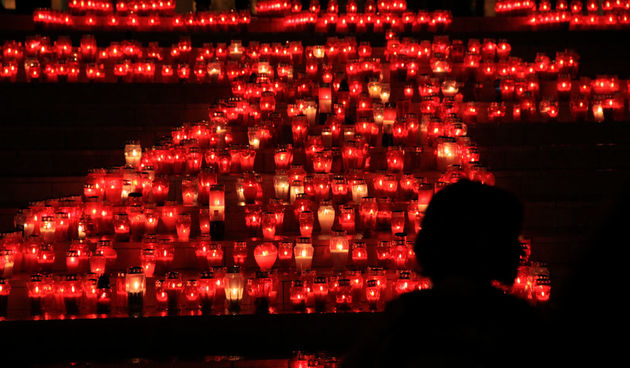 “Mimohod svjetlosti i sjećanja”  u Zadru ; foto Iva Perinčić