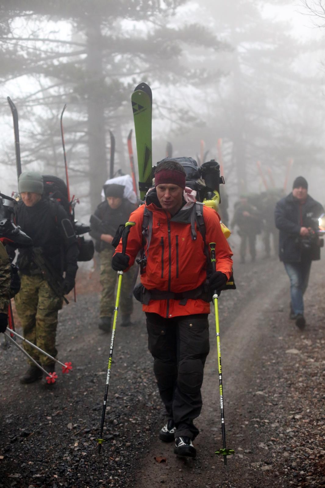 Ivica Kostelić s pripadnicima ZSS i SOD krenuo na osmodnevnu ekspediciju po Velebitu Ivica Kostelić s pripadnicima ZSS i SOD krenuo na osmodnevnu ekspediciju po Velebitu