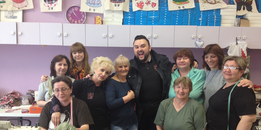 Jacques Houdek: Ponosno nosim odjeću Kamensko Jacques Houdek: Ponosno nosim odjeću Kamensko