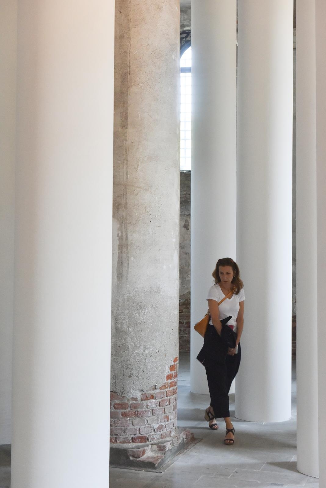 Na 16. Venecijanskom bijenalu otvoren Hrvatski paviljon s instalacijom Oblak Pergola Na 16. Venecijanskom bijenalu otvoren Hrvatski paviljon s instalacijom Oblak Pergola