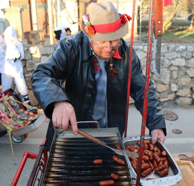 2. Međunarodna karnevalska povorka Virskih maškara