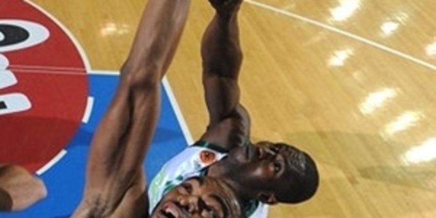 Romain Sato (Panathinaikos) i Alan Anderson (Barselona) // euroleague.net Romain Sato (Panathinaikos) i Alan Anderson (Barselona) // euroleague.net