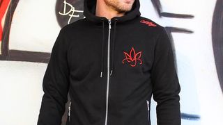 Poznati nogometaš Vedran Ješe zaštitno je lice prve muške Cataleya kolekcije Martine Ješe Poznati nogometaš Vedran Ješe zaštitno je lice prve muške Cataleya kolekcije Martine Ješe