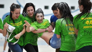 Zadar, 170513. 
Danas su se ucenici zavrsnih razreda zadarskih srednjih skola oprostili od skolskih klupa tradicionalnom Norijadom. 
Uz neizostavni alkohol, pjesmu i prosipanje brasna i jaja po centru grada, nakratko su privukli pozornost prolaznika na se