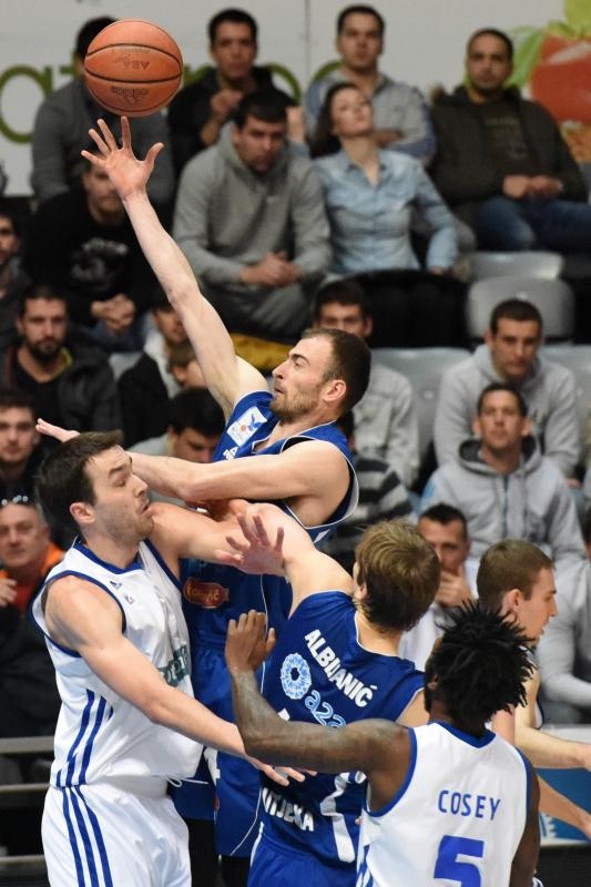ABA liga, 26 kolo: KK Zadar – KK Sutjeska 85-83. Foto: Dino Stanin/PIXSELL