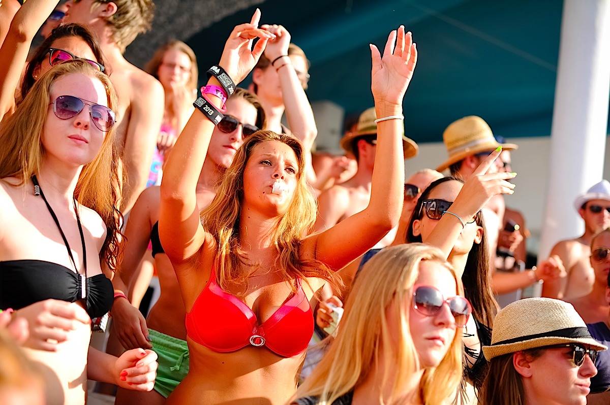 Aquarius Klub, 8. kolovoza: After beach party i DJ From Mars, foto: Goran Telak Aquarius Klub, 8. kolovoza: After beach party i DJ From Mars, foto: Goran Telak