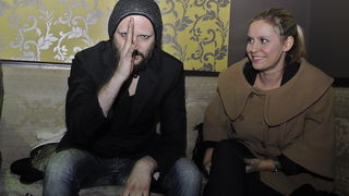 Vodice, 241210.
U kaficu te nocnom klubu Opijum, Vodicani su Bozic docekali u ugodnom i romanticnom raspolozenju uz grupu Urban & 4.
Damir Urban sa suprugom Milicom.
Foto: Marija Mihic / CROPIX