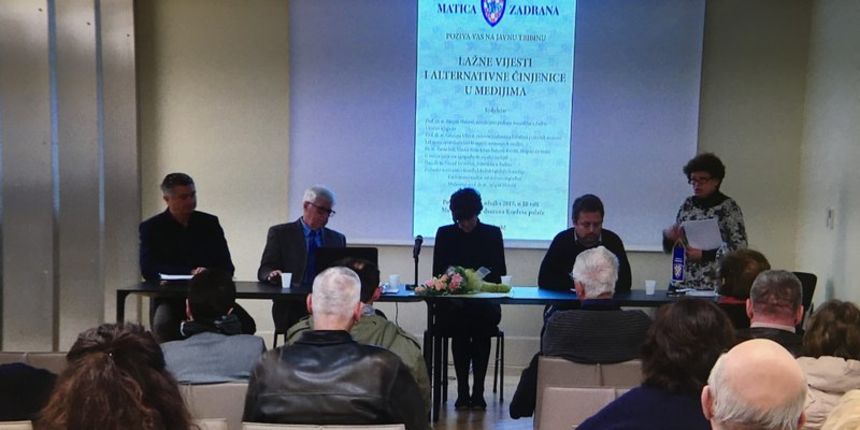 Tribina Lažne vijesti u Kneževoj palači Tribina Lažne vijesti u Kneževoj palači