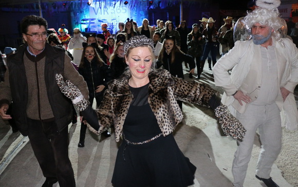 Virski karneval & maškare: Plesna maškarana fešta uz Jasmina Stavrosa