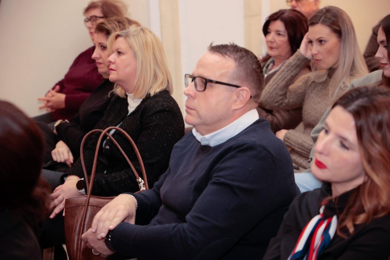 616751787_1207844088218795_8920244393819028249_n