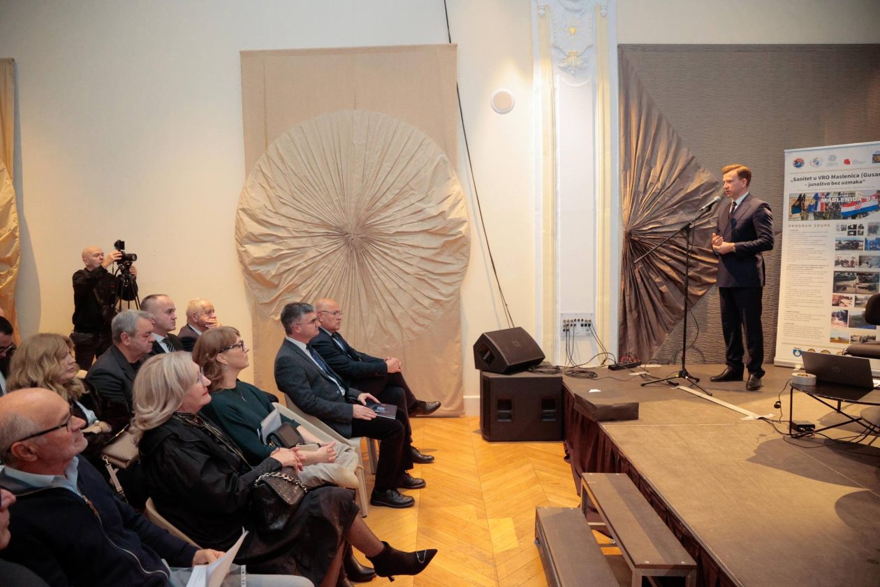 617074308_1207843421552195_3080472047772194374_n