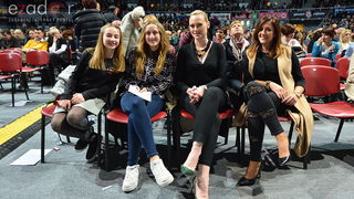 Mjuzikl Mamma Mia kazališta Komedija u dvorani Krešimir Ćosić