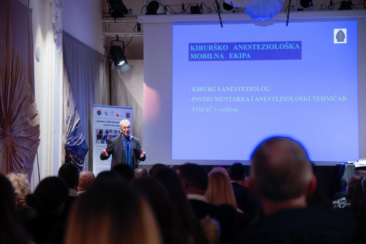 619313743_1207845918218612_6185368476088831776_n