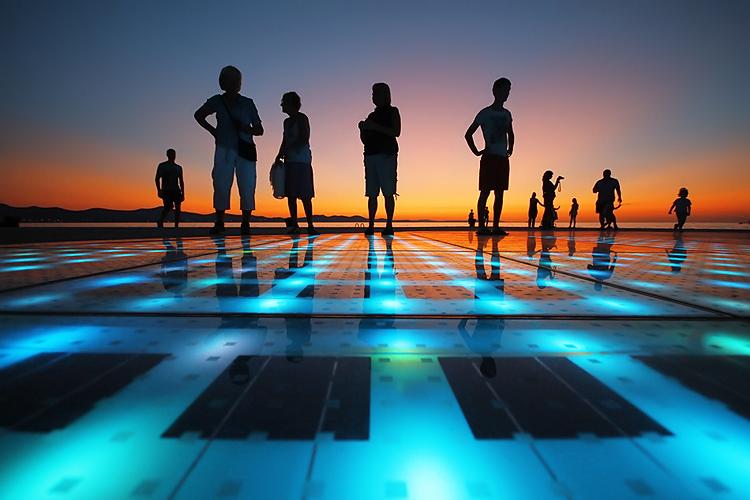 Suton na zadarskoj rivi 15. rujna 2011. (foto:Saša Čuka)