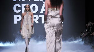 Zagreb, 061009.
West Gate.
Revija modne kuce Hippy Garden, u sklopu Cro a Portera.
Foto: Boris Kovacev / CROPIX