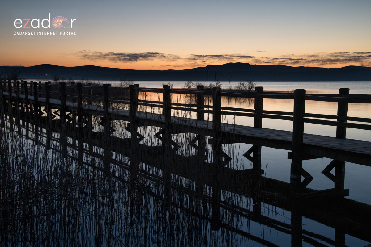 Nedjeljno svitanje na Vranskom jezeru Nedjeljno svitanje na Vranskom jezeru