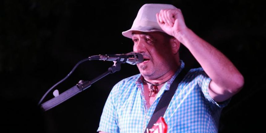 22.08.2013., Zadar – Glazbenik Neno Belan nastupio je u Ledana baru u Zadru pred mnogobrojnim obozavateljima. Photo: Filip Brala/PIXSELL