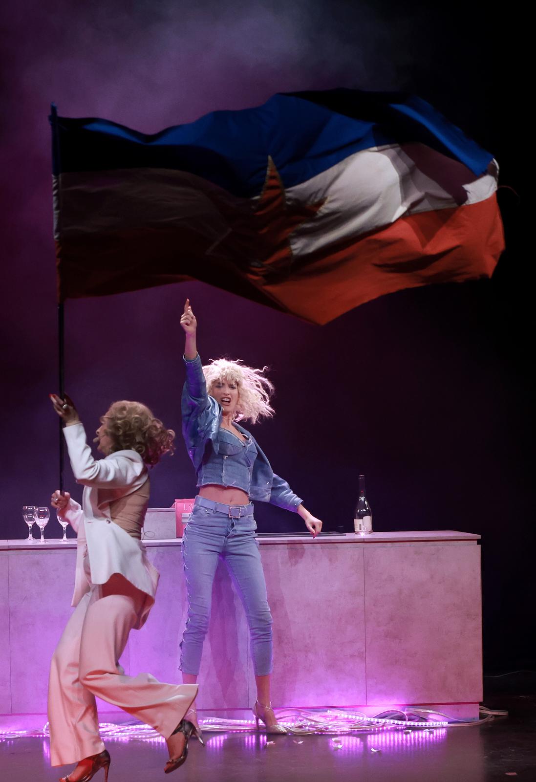 Predstava Lepa Brena Project u kazalištu Kerempuh Predstava Lepa Brena Project u kazalištu Kerempuh