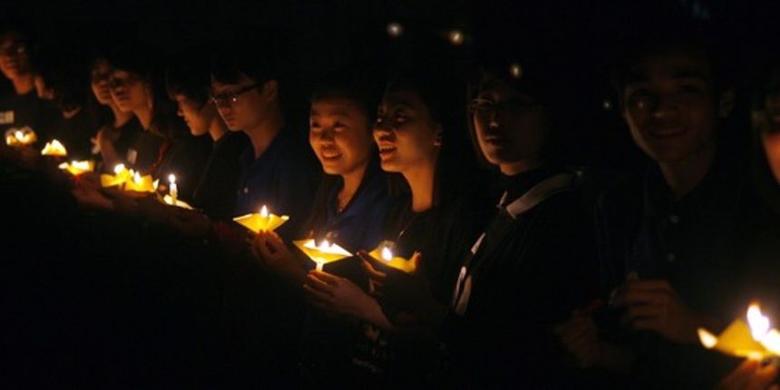 Earth Hour u Pekingu 27. ozujka 2010. Foto: Reuters Earth Hour u Pekingu 27. ozujka 2010. Foto: Reuters