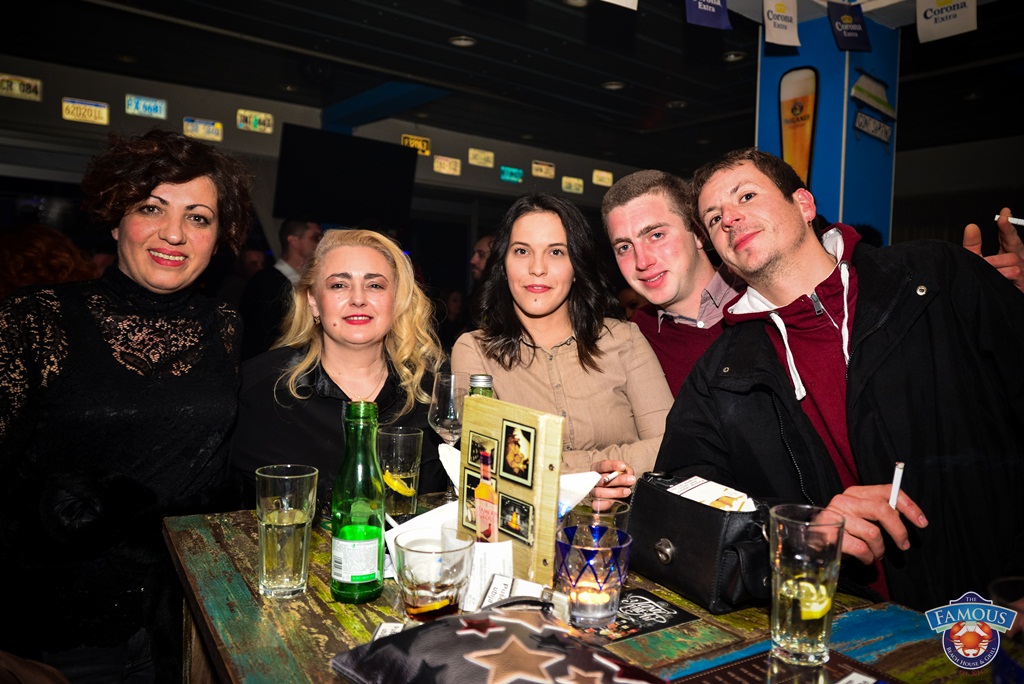 U Famous beach and grill baru Rockatansky bend proslavio je 20 godina djelovanja U Famous beach and grill baru Rockatansky bend proslavio je 20 godina djelovanja