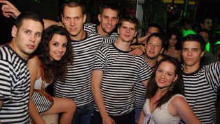 Image 805731 (auto) Image 805731 (auto)