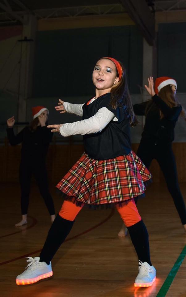 Plesna Božićna čarolija na otoku Pagu