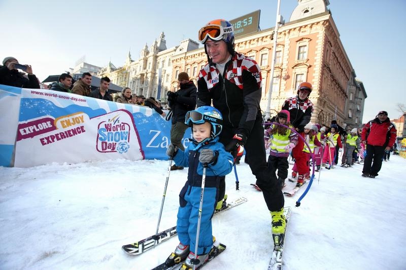 FIS World Snow Day za klince u društvu s Ivicom Kostelićem FIS World Snow Day za klince u društvu s Ivicom Kostelićem