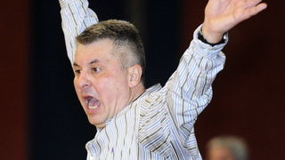 Zagreb, 080512.
Dvorana OS u Trnskom.
Kosarkaska A1 liga za prvaka, 13. kolo.
KK Zagreb – KK Zadar.
Na fotografiji: Drazen Brajkovic trener KK Zagreb.
Foto: Damir Krajac / CROPIX Zagreb, 080512.
Dvorana OS u Trnskom.
Kosarkaska A1 liga za prvaka, 13. kolo.
KK Zagreb – KK Zadar.
Na fotografiji: Drazen Brajkovic trener KK Zagreb.
Foto: Damir Krajac / CROPIX