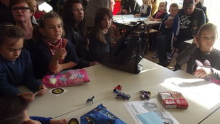 “Beštije” posjetile OŠ Šimuna Kožičića Benje “Beštije” posjetile OŠ Šimuna Kožičića Benje