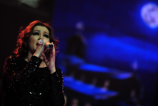 Skoplje, 240110.
Humanitarni koncert odrzan u Skoplju na kome su izvodjaci premijerno pjevali pjesme koje je komponirao Tose Proeski.
Na fotografiji: Nina Badric.
Foto: Maja Zlatevska / CROPIX Skoplje, 240110.
Humanitarni koncert odrzan u Skoplju na kome su izvodjaci premijerno pjevali pjesme koje je komponirao Tose Proeski.
Na fotografiji: Nina Badric.
Foto: Maja Zlatevska / CROPIX