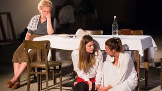 predstava Kazališta Ulysses i MESS Sarajevo u koprodukciji s Narodnim pozorištem Sarajevo izvedena na Dubrovačkim ljetnim igrama