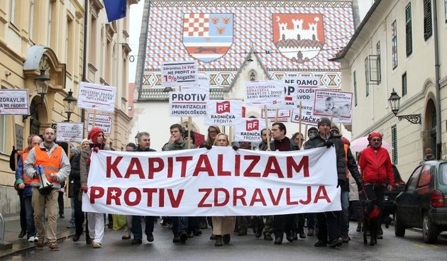 Zagreb – Prosvjed protiv privatizacije i unistavanja Imunoloskog zavoda u organizaciji Radnicke fronte. Prosvjed je krenuo sa Cvjetnog trga prema Markovom trgu. Photo: Igor Kralj/PIXSELL