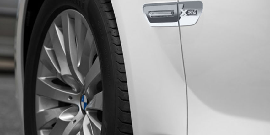 BMW M7 (foto: autoklub.hr) BMW M7 (foto: autoklub.hr)