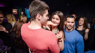 Subotnji party u Svarog baru