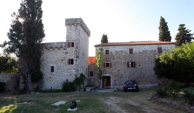 Islam Grcki – Zimsko Ljetovanje u Islamu Grckom u Kuli Stojana Jankovica.