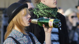 Zagreb, 170312.
Trg Francuske Republike
U Zagrebu se vec nekoliko dana odrzava popularni festival Sv. Patrika. Festival se ove godine odrzava na Trgu Francuske Republike, a osim 20-ak bendova koji ce nastupati na sam dan Sv. Patrika, najzvucnije je ime U Zagreb, 170312.
Trg Francuske Republike
U Zagrebu se vec nekoliko dana odrzava popularni festival Sv. Patrika. Festival se ove godine odrzava na Trgu Francuske Republike, a osim 20-ak bendova koji ce nastupati na sam dan Sv. Patrika, najzvucnije je ime U