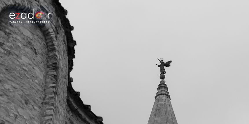 Đir po gradu, srijeda 17. siječnja 2018. Anđel na kampanelu sv. Stošije Đir po gradu, srijeda 17. siječnja 2018. Anđel na kampanelu sv. Stošije